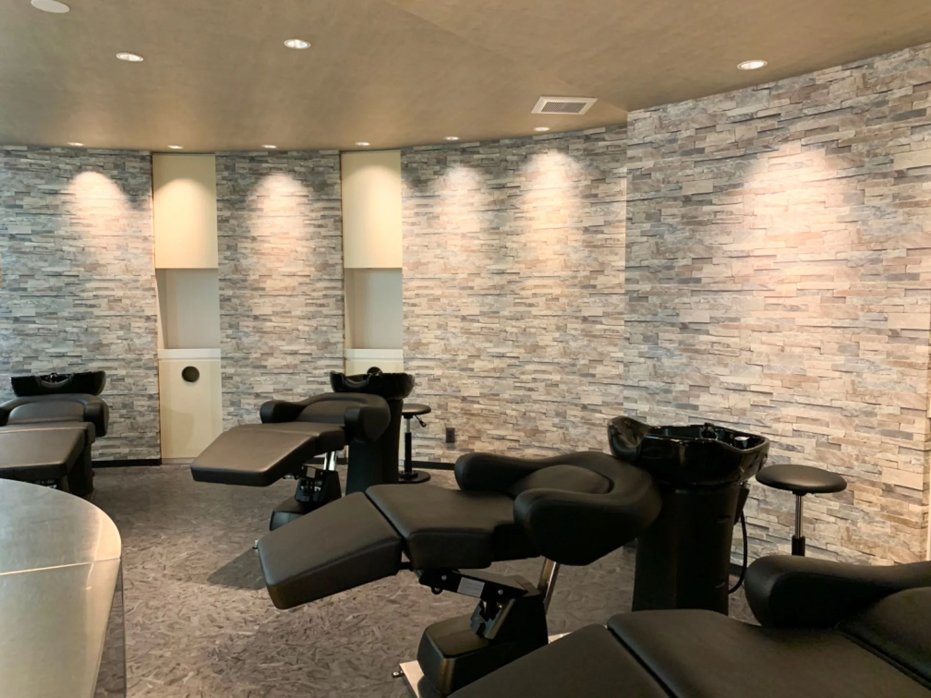 BEEST スタイリスト / 契約社員